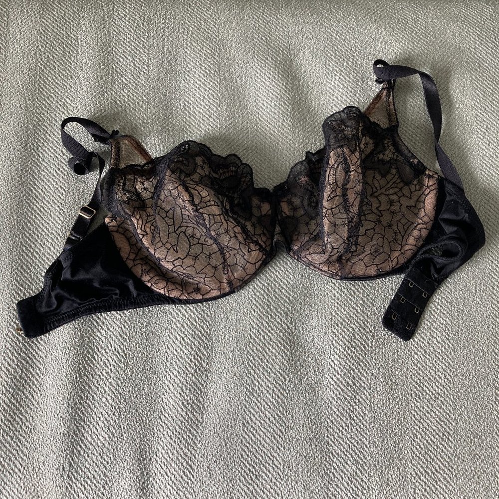 Wacoal Black Lace Underwire Bra - 32DDD